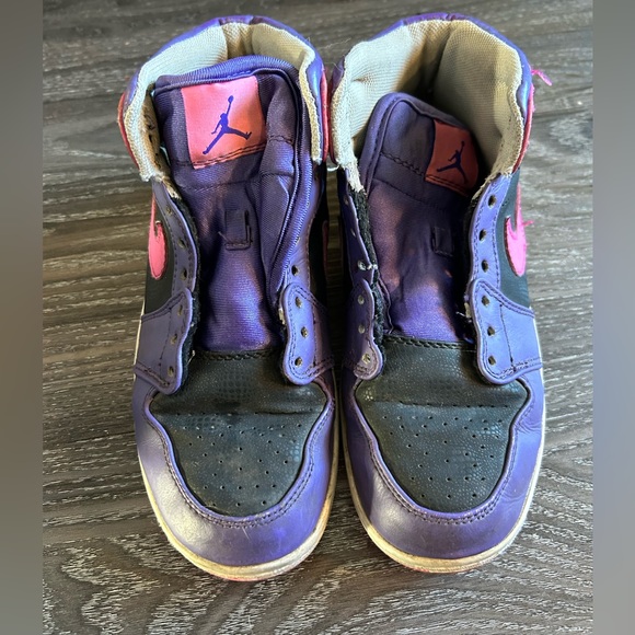 Nike Air Jordan 1 Low Size 7 - Picture 2 of 6